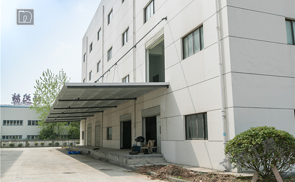 外墻丙烯酸涂料是什么材料？