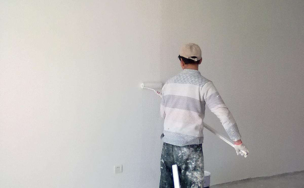 刷墻翻新多少錢一平方？