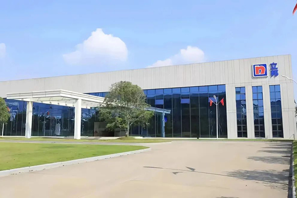 環(huán)氧紅丹防銹漆廠家電話(huà)多少?